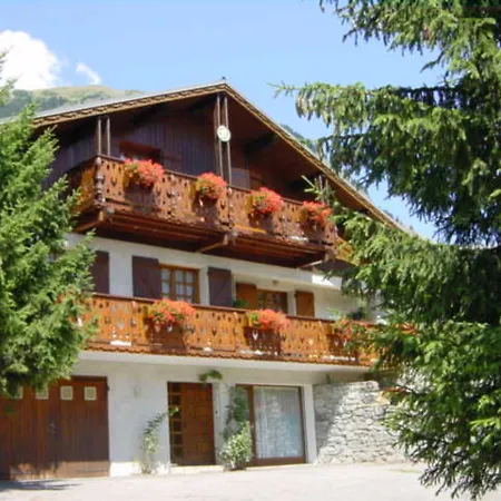 2 Pieces Avec Parking, Proche Commerces Et Telecabine - Fr-1-464-146 Appartement *