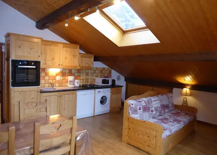 Appartement 2 Pieces Avec Parking, Proche Commerces Et Telecabine - Fr-1-464-146 La Plagne